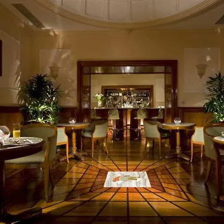 מלון Orient Express La Minerva 5*