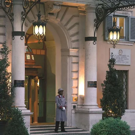 Orient Express La Minerva מלון 5*