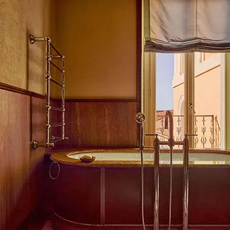 Hotel Orient Express La Minerva 5*