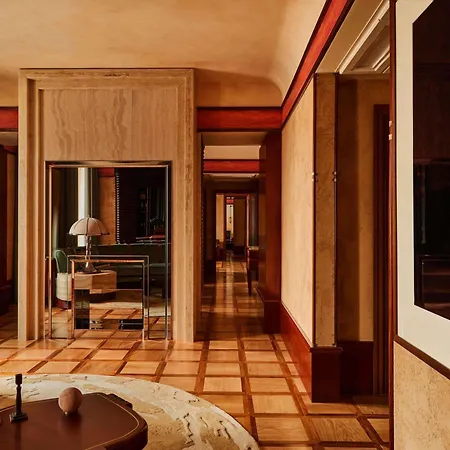 호텔 Orient Express La Minerva 5*